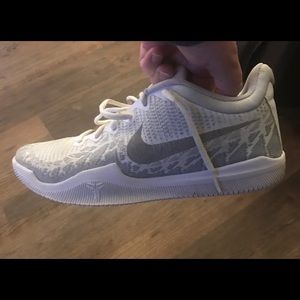 Men’s Nike Mamba Rage Pure Platinum